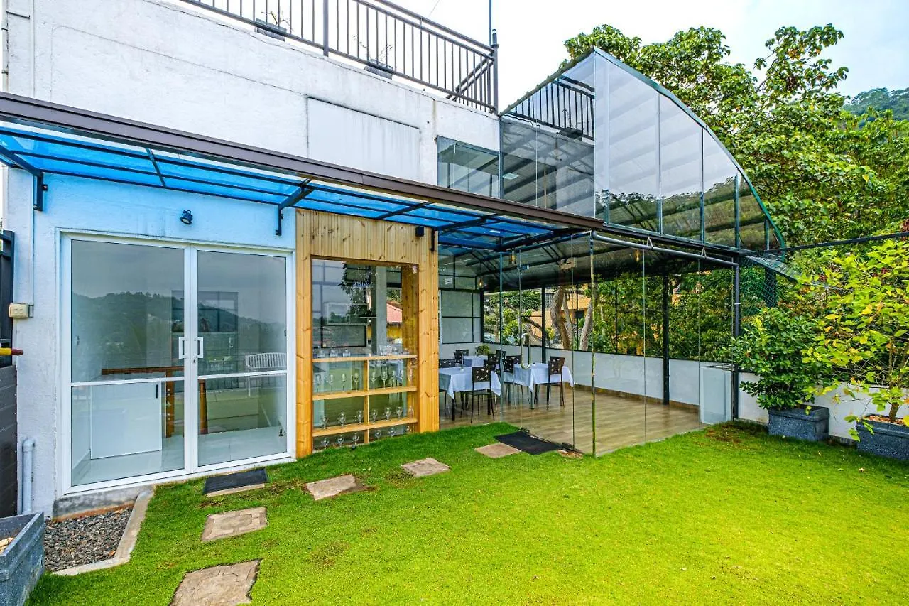 Queens Mount Ridge Kandy Hotel